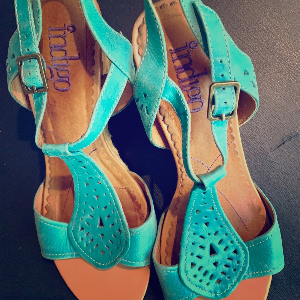 Clark’s wedge sandal size 8